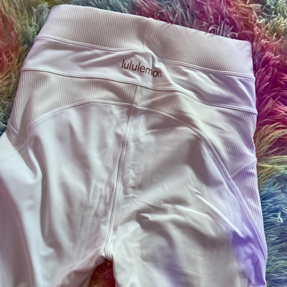 Brand new never been worn White Lululemon size 6 - Picture 3 of 3